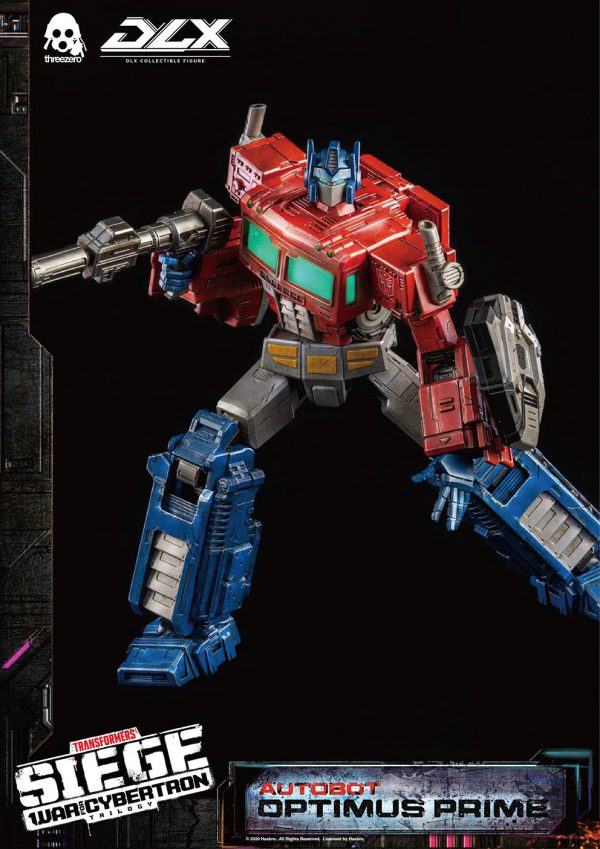 DLX Optimus Prime Transformers: War for Cybertron Trilogy Collectible (Substandard Packaging)