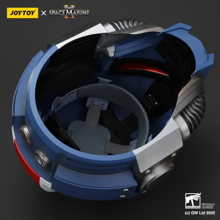 JOYTOY - Ultramarines Lieutenant Titus' MKX Helmet & Display Stand (preorder Q1 2026)
