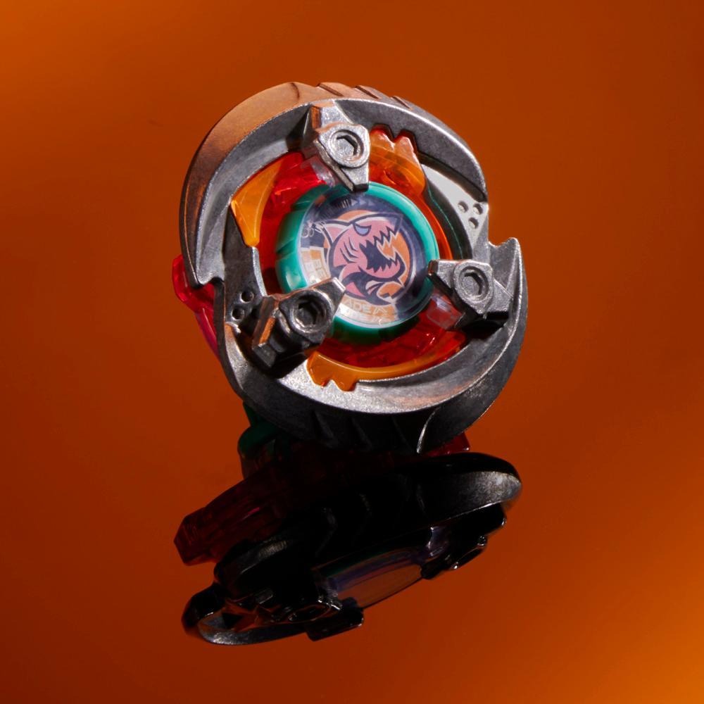 Beyblade X Gill Shark 4-70O & Pearl Tiger 3-60U Dual Pack