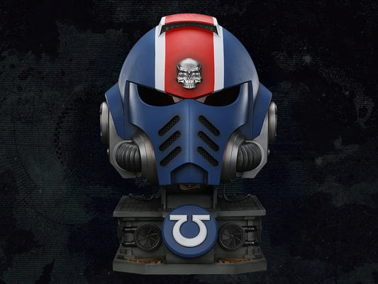 JOYTOY - Ultramarines Lieutenant Titus' MKX Helmet & Display Stand (preorder Q1 2026)